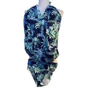 Tommy Bahama 2 piece reversible tankini bathing suit